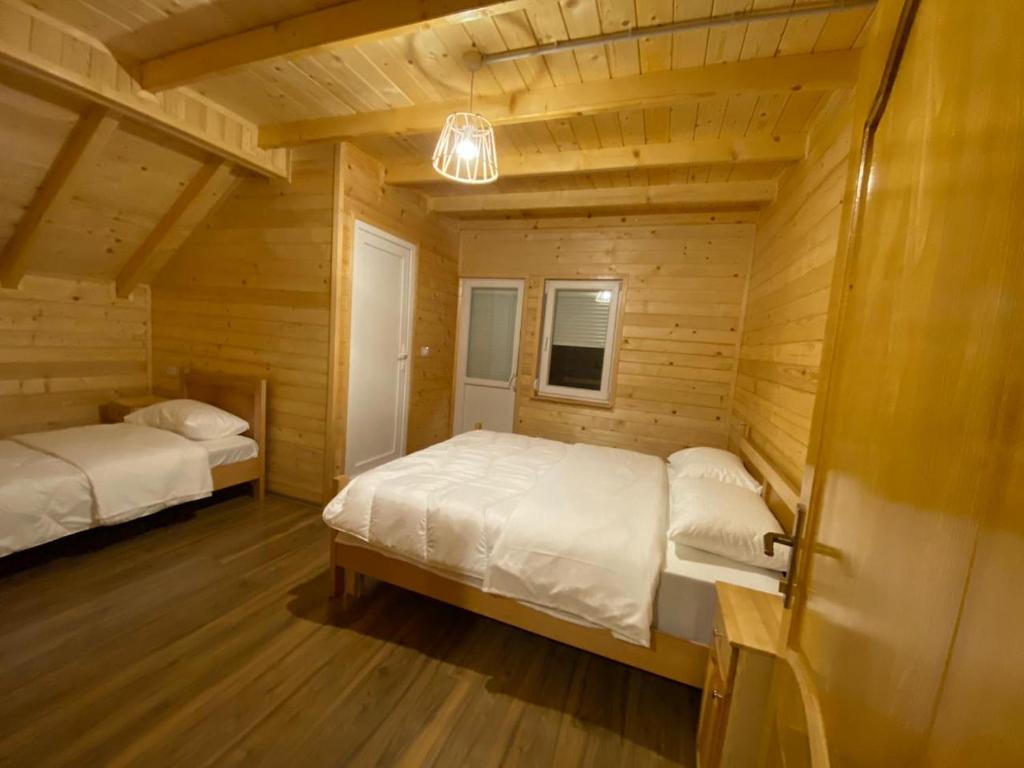 Adenisi guesthouse - Image 12