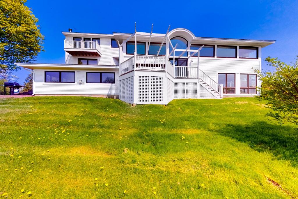 Vermont Panoramic Lake View, Shelburne (updated prices 2024)