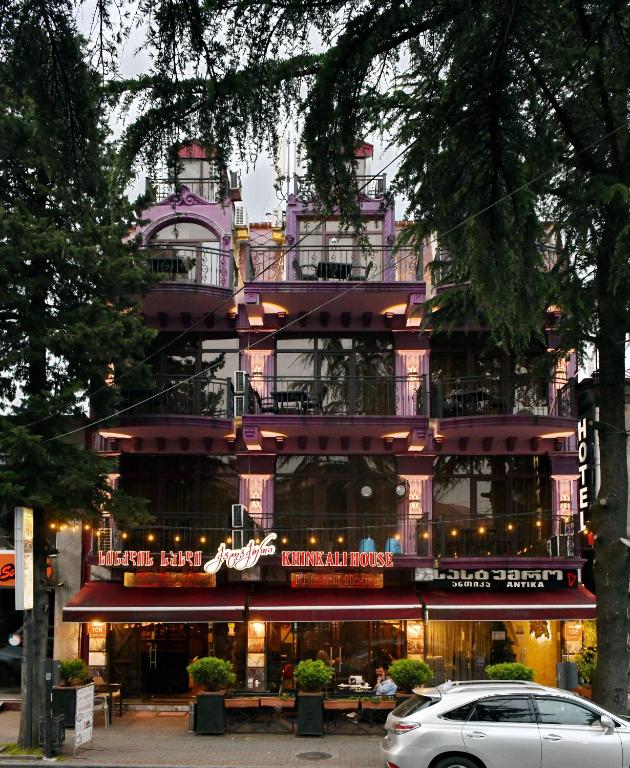 Budova, kde se hotel nachází