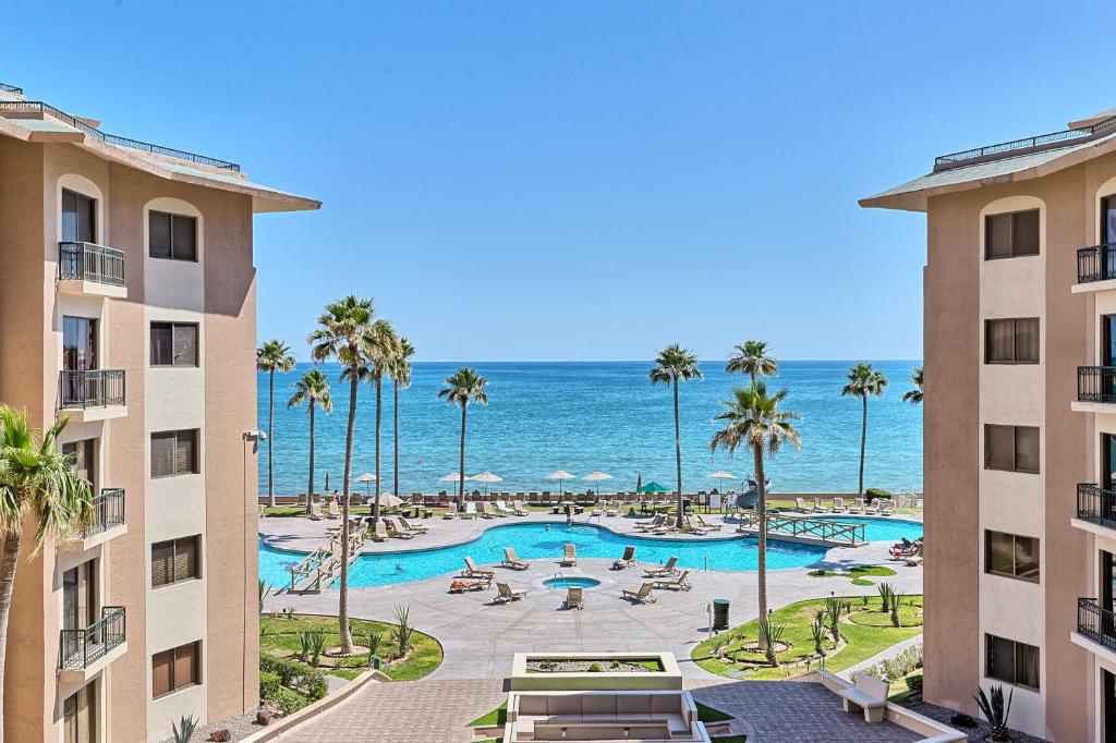 Πισίνα στο ή κοντά στο Sonoran Spa 304-N