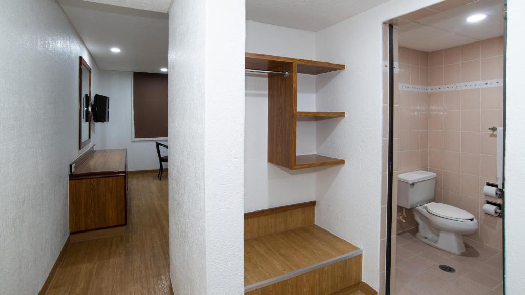 Hotel San Lucas - Комната короля