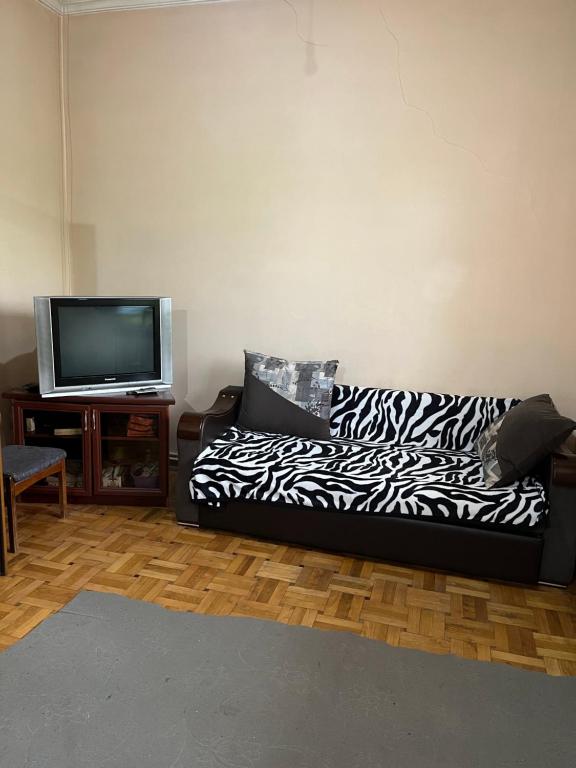 TV a/nebo společenská místnost v ubytování Guest House SAMAN