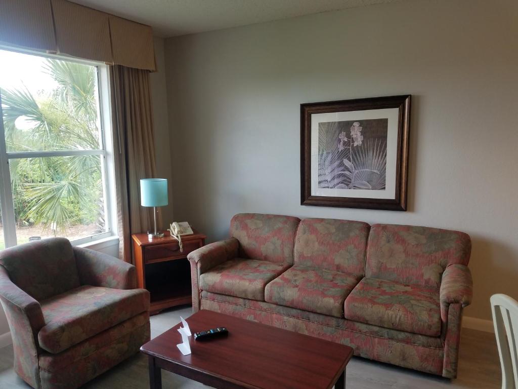 Χώρος καθιστικού στο Parc Corniche Condominium Suites