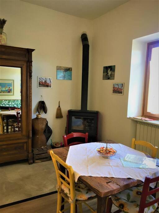 Televízia a/alebo spoločenská miestnosť v ubytovaní Welcome in Toscana
