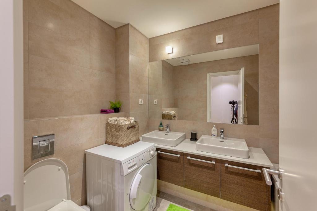 Queen Apartments Belgrade Waterfront - Two-Bedroom Apartment