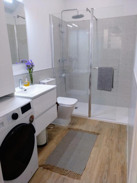 Kúpeľňa v ubytovaní Casa Rocha Velha con terraza y piscina particular
