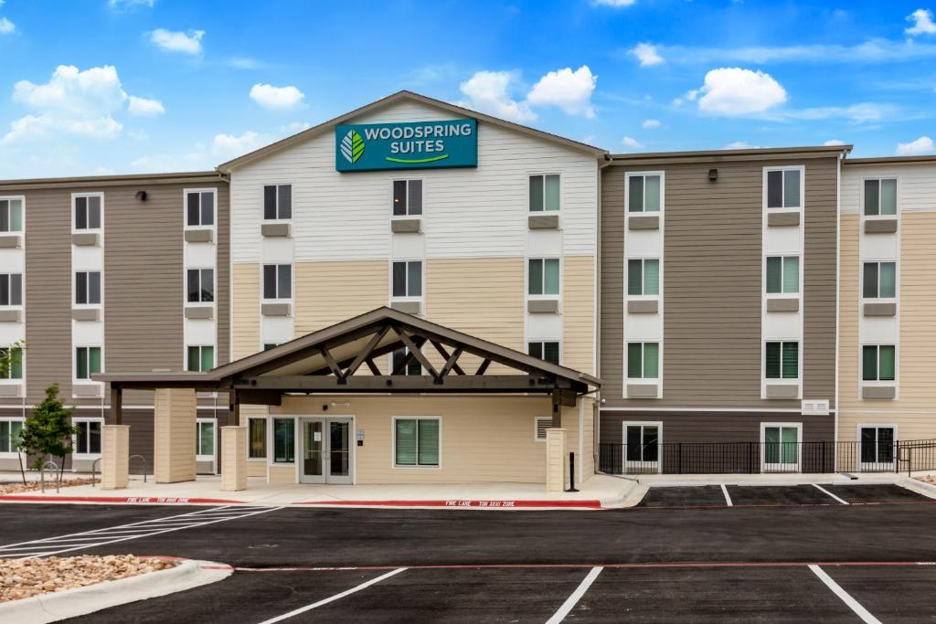 WoodSpring Suites Austin Central photo