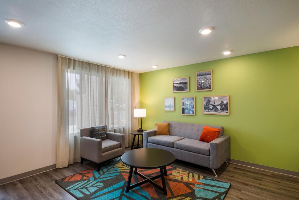 WoodSpring Suites Austin Central photo