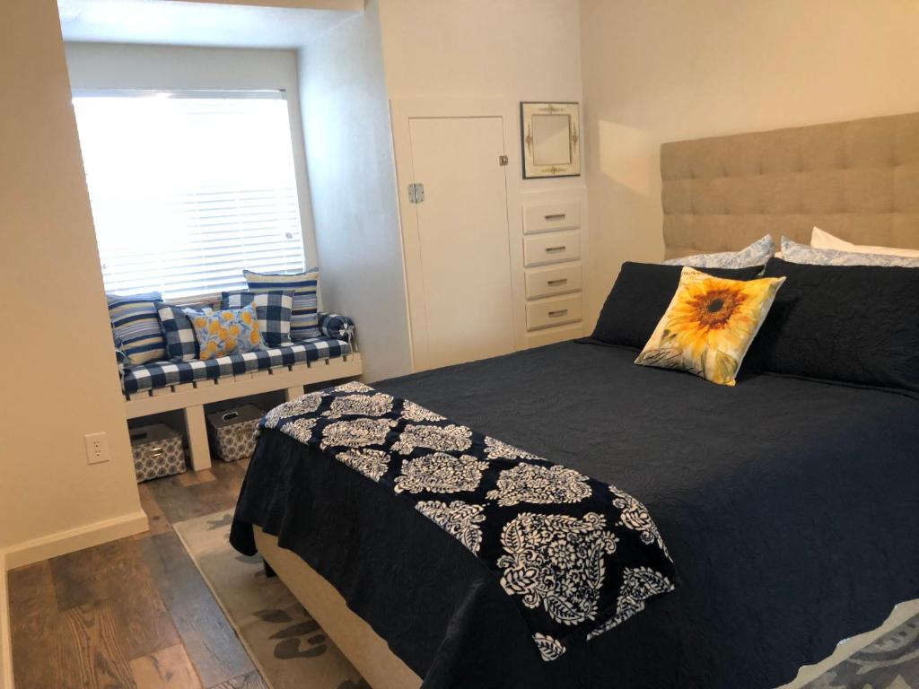 Hideaway at Hunters Cove, Lake of the Woods (updated prices 2024)