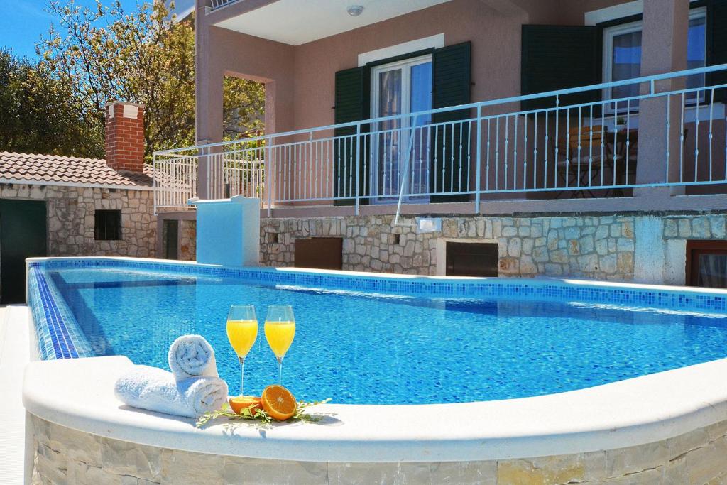 Luxury villa with a swimming pool Mavarstica, Ciovo - 20403
