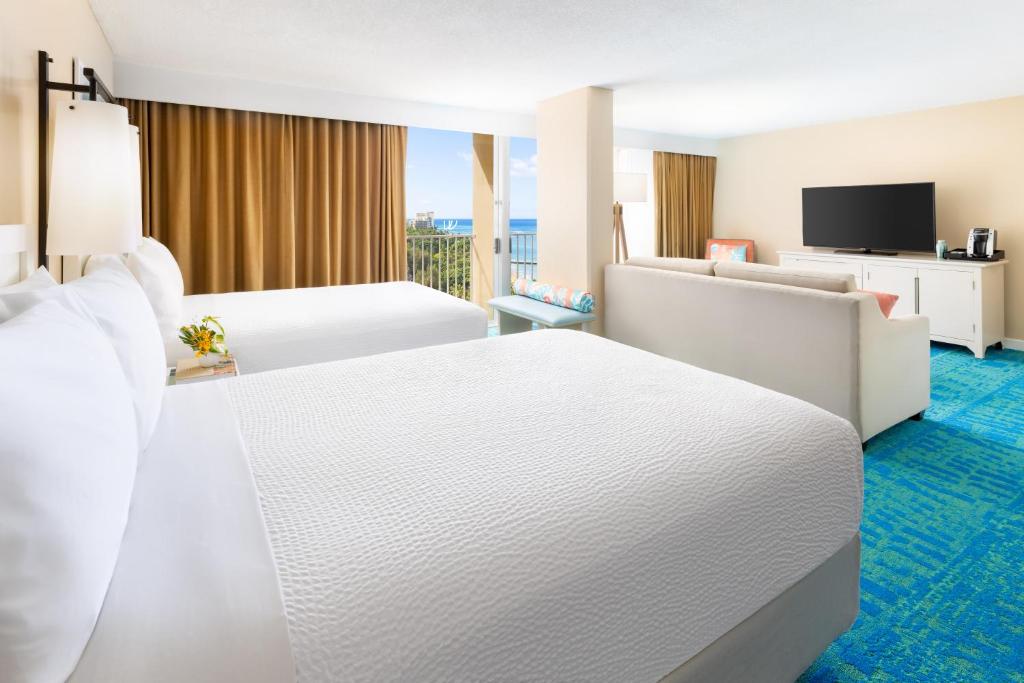 The Twin Fin Hotel - 