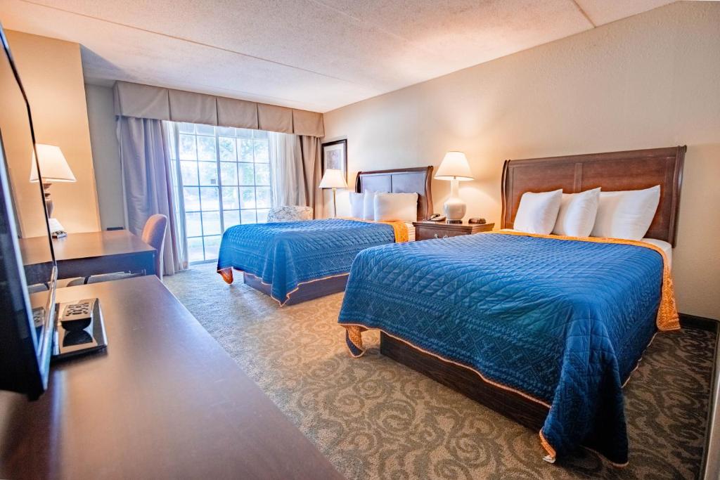 Sturbridge Host Hotel And Conference Center - Chambre Double Avec Vue De La Piscine