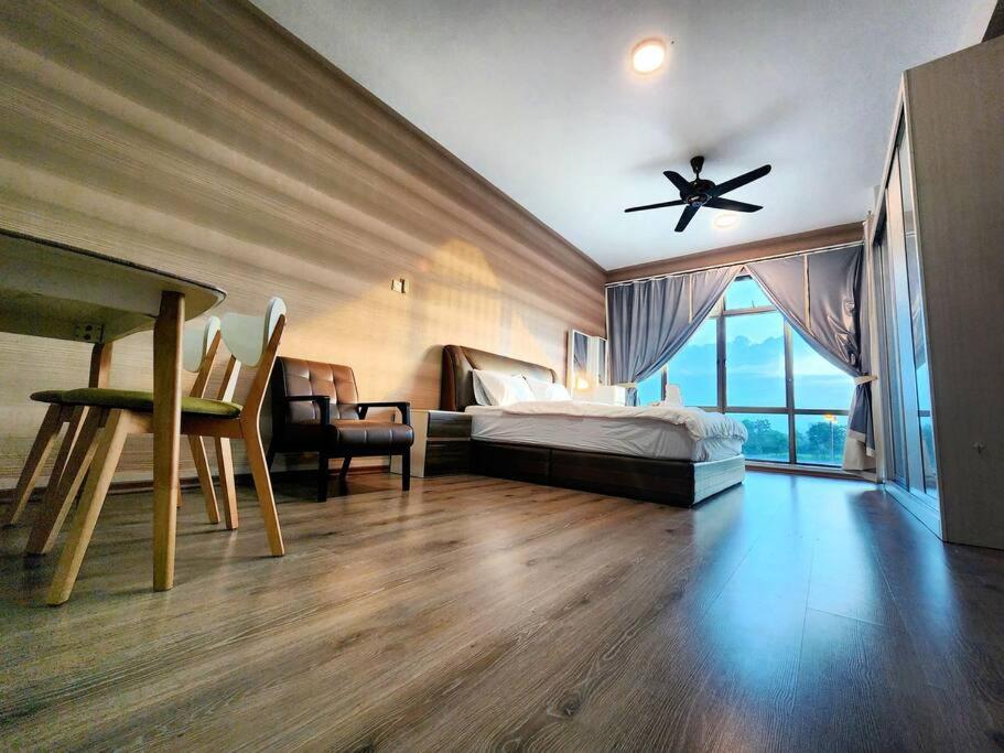 Parc Regency Masai a cozy studio by GDRAGON HomeStay, Johor Bahru