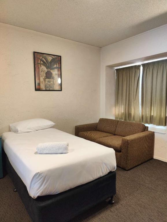 Kings Court Motor Lodge - Resim 10