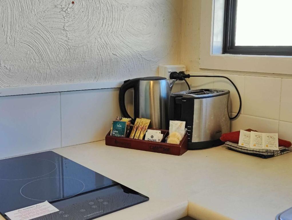 Kings Court Motor Lodge - Resim 9