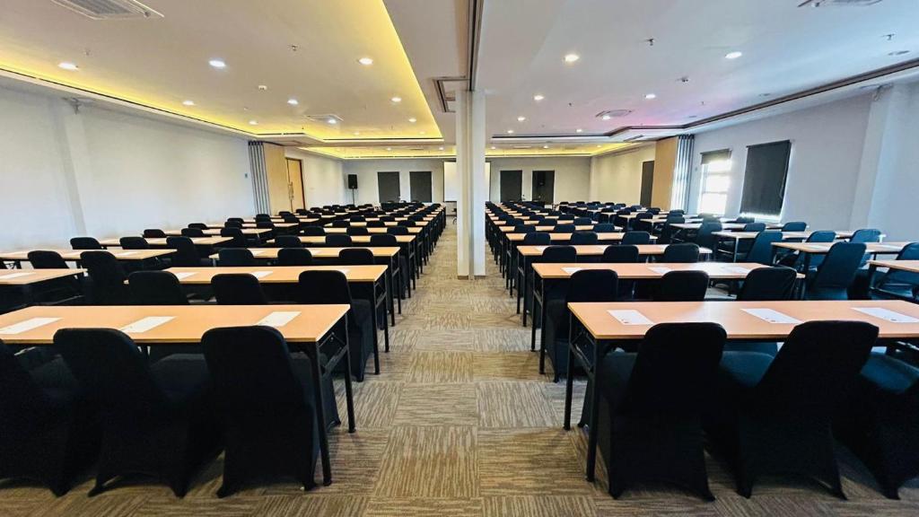 Konferenční prostory v ubytování Front One Hotel Pasir Koja Bandung
