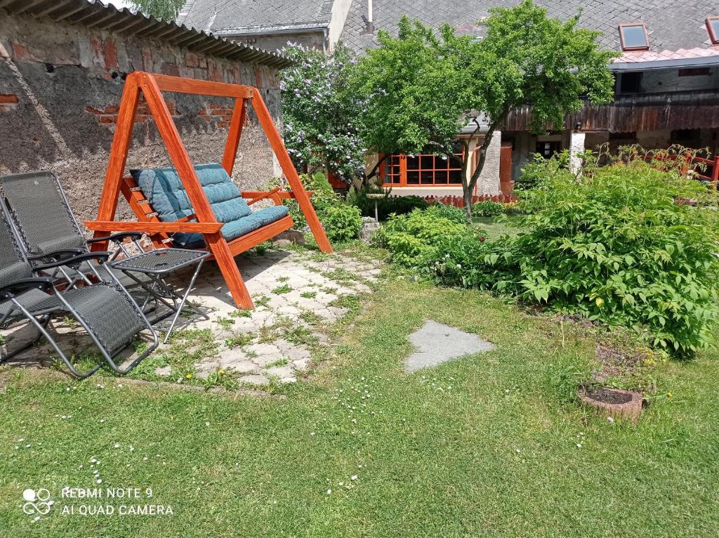 Zahrada ubytování Atlantis Apartmán 2