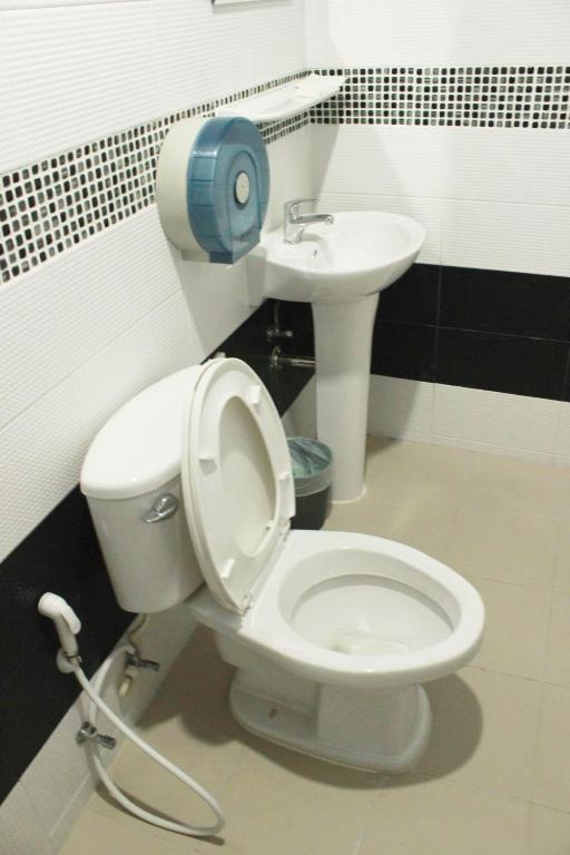 Donmueang Airport Modern bangkok - Chambre Lit Queen-Size Avec Balcon