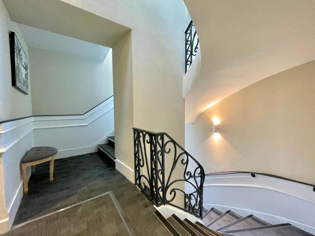 Fotografie z fotogalerie ubytování Hôtel Les Deux Coteaux v destinaci Tain-lʼHermitage