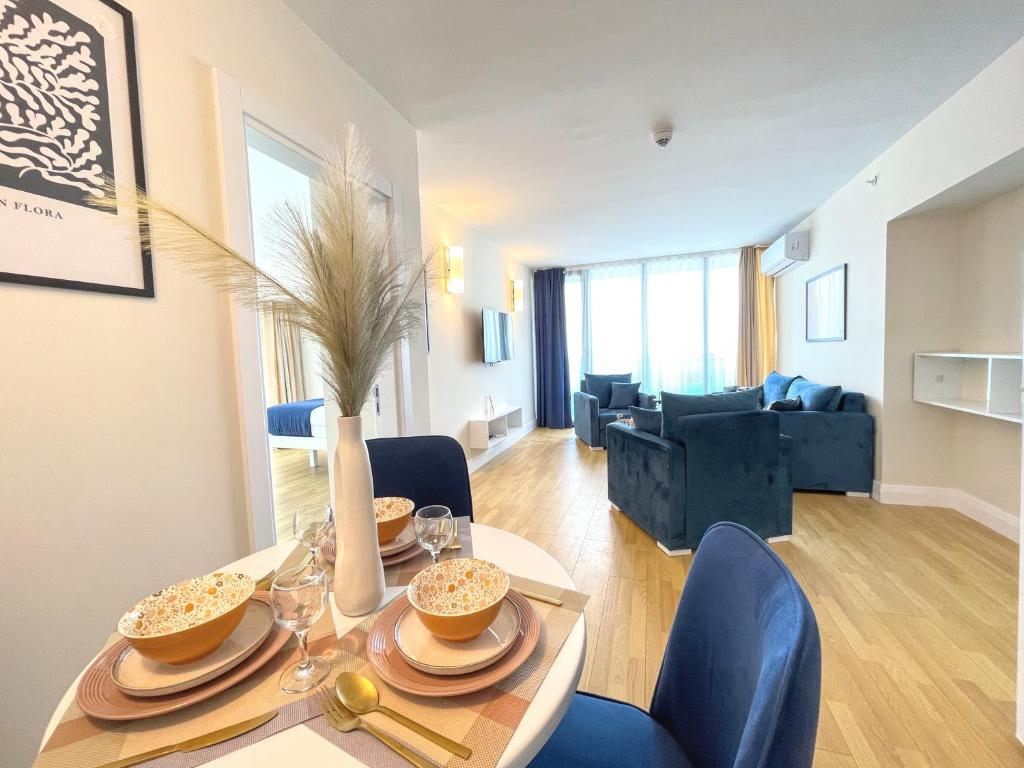 Apartments Black Sea Resort - One-Bedroom Premium Apartment
