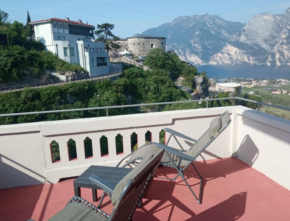 Garden Belvedere B&B - Double Room With Terrace With Private Bathroom