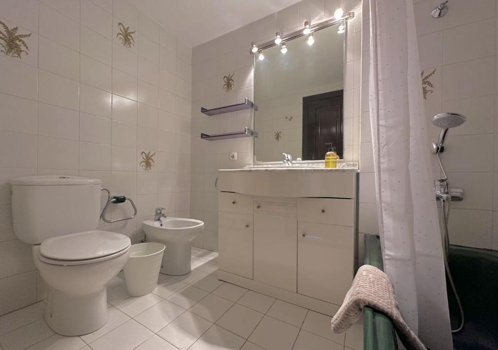 Fotografia z galérie ubytovania Amplio piso para 6 personas v destinácii Cambrils