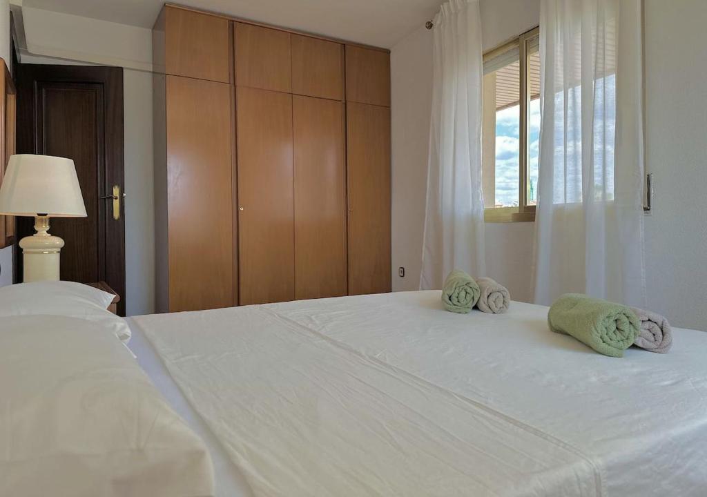 Fotografia z galérie ubytovania Amplio piso para 6 personas v destinácii Cambrils