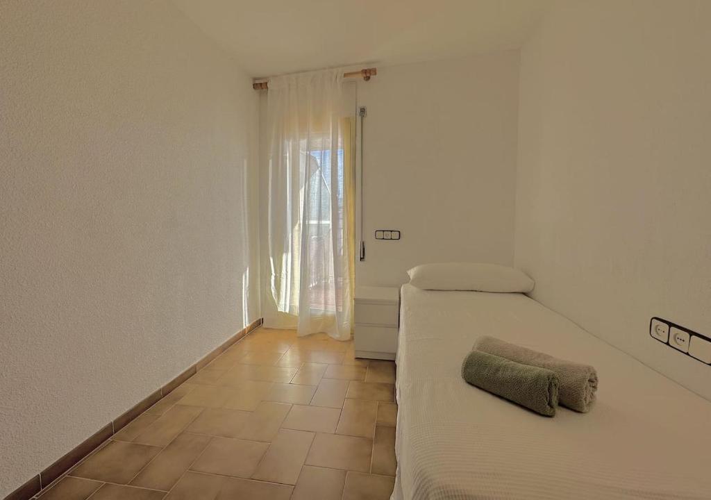 Fotografia z galérie ubytovania Amplio piso para 6 personas v destinácii Cambrils