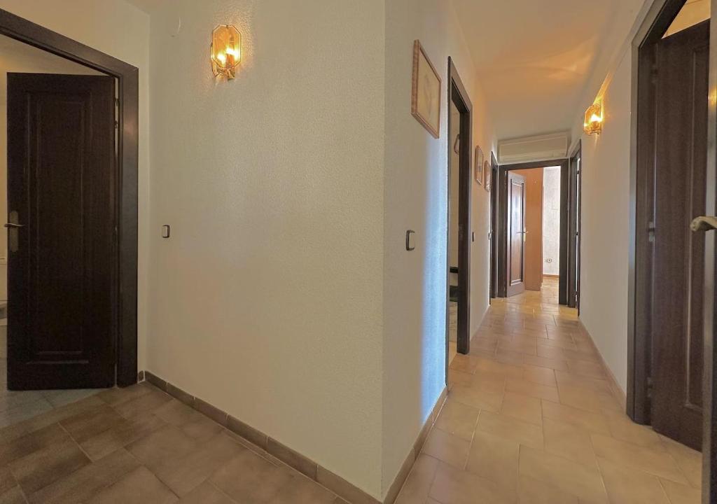 Fotografia z galérie ubytovania Amplio piso para 6 personas v destinácii Cambrils