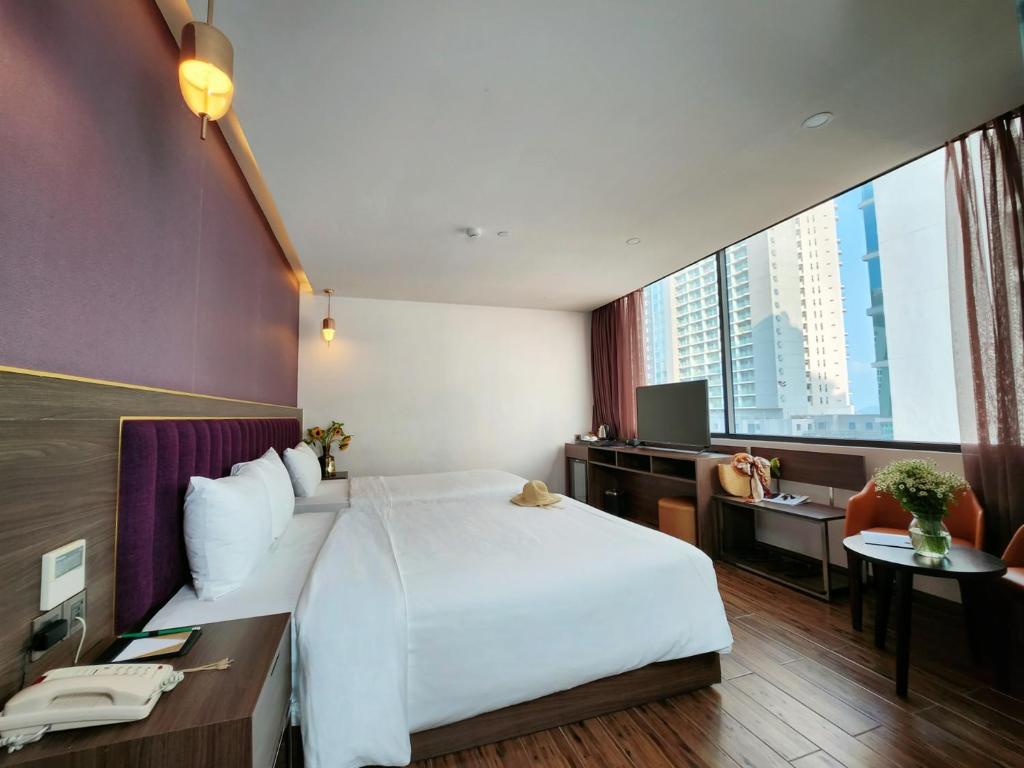 Phòng Deluxe 3 Người Nhìn ra Thành phố
