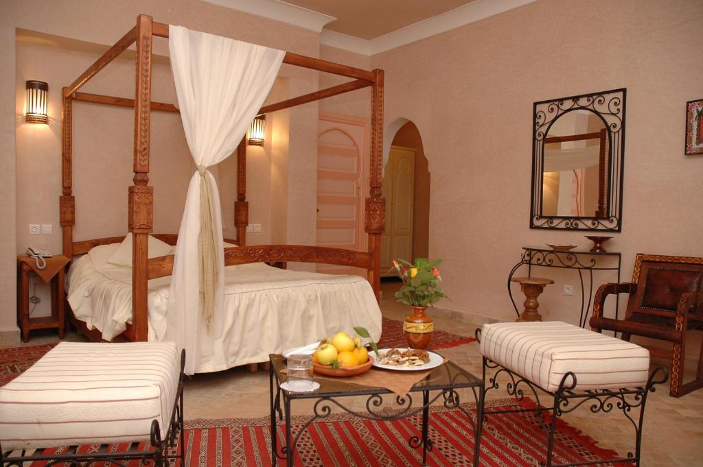 Letto o letti in una camera di Hotel Dar Zitoune Taroudant