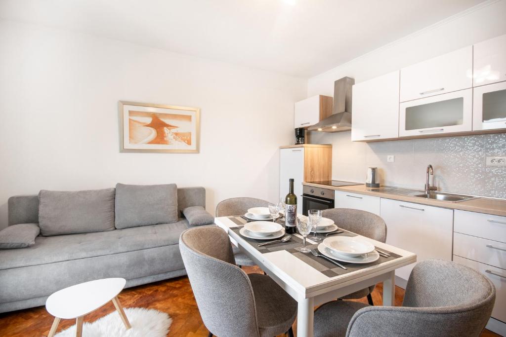 Apartments Villa Luce - 3