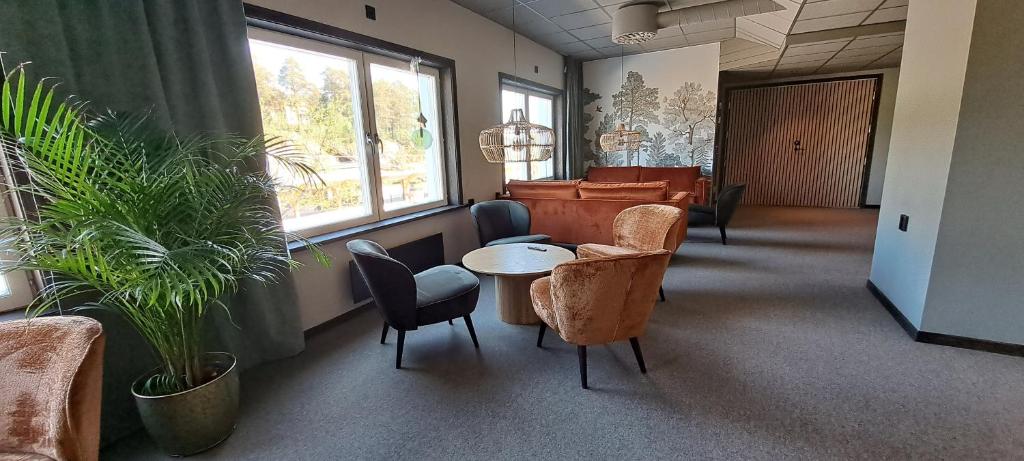 Posezení v ubytování Kramfors Stadshotell AB
