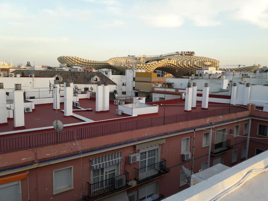 Výhľad na mesto Sevilla alebo výhľad na mesto priamo z apartmánu