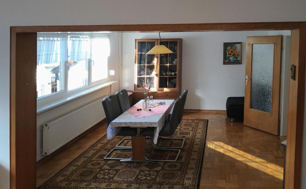 Biliár nebo kulečník v ubytování Wachholz, Ferienwohnung