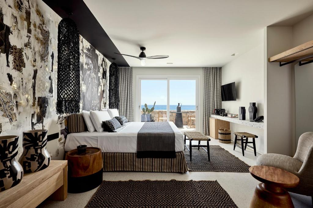 Artemis Seaside Resort - Signature Suite With Sea View