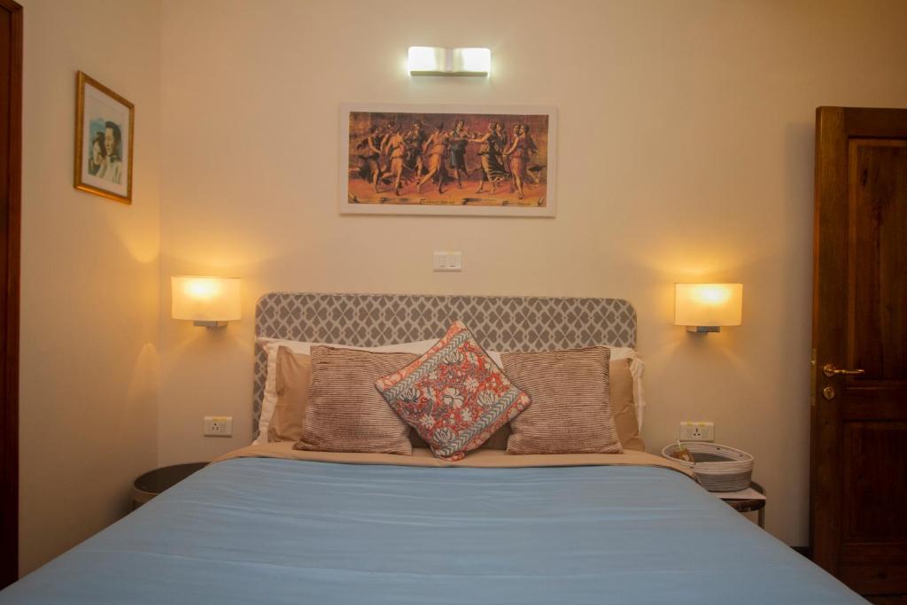 Postel nebo postele na pokoji v ubytování Amritara Luxury Villa Tosca, Gangtok