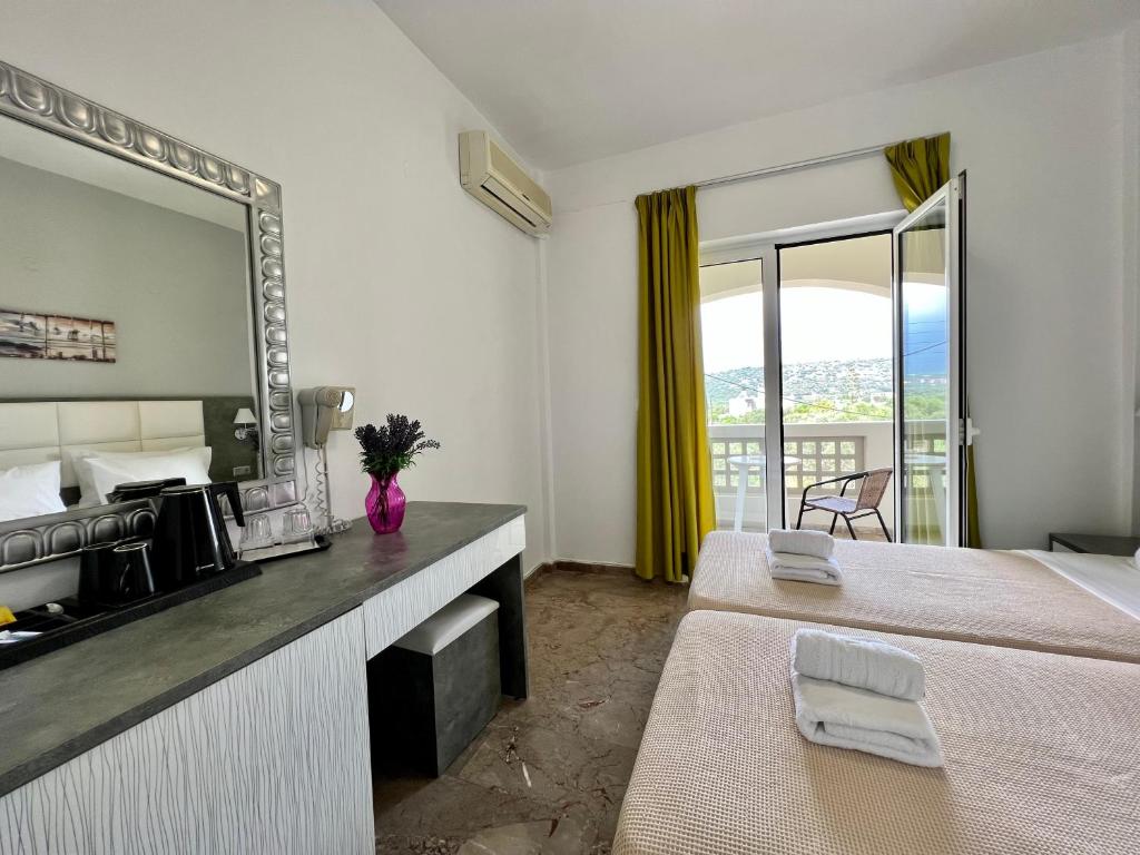 Postel nebo postele na pokoji v ubytování Maria Hotel Sisi