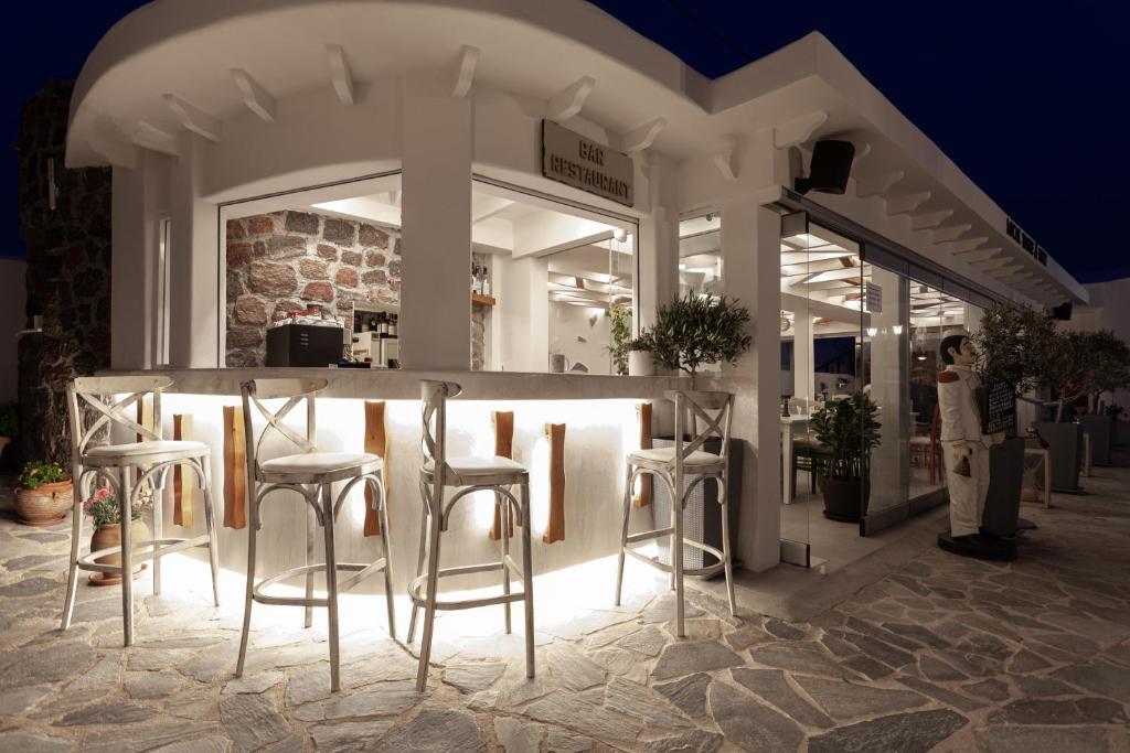 Patio nebo venkovní prostory v ubytování Hotel Mathios