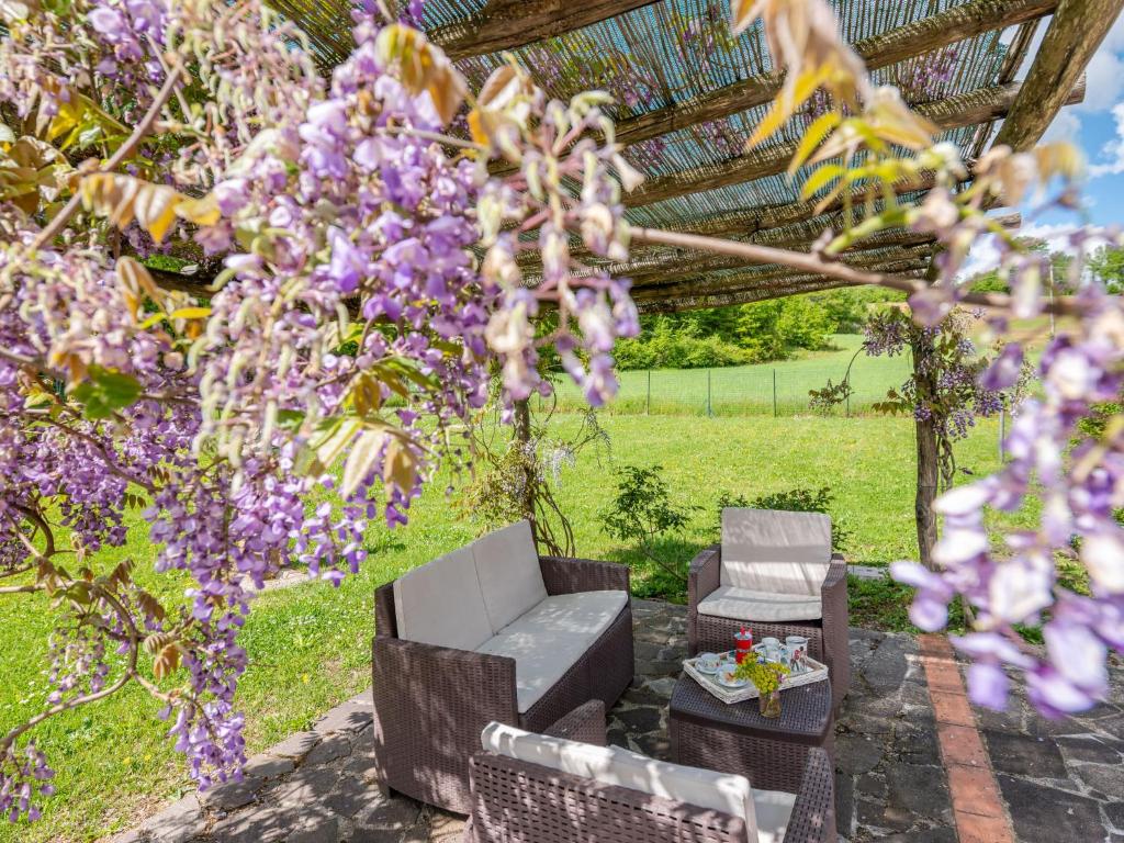 Vonkajšia záhrada v ubytovaní Holiday Home Dilia by Interhome