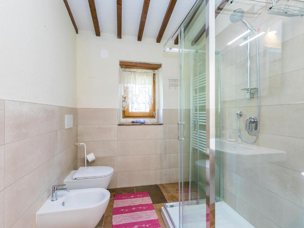 A bathroom at Apartment Nuvola by Interhome