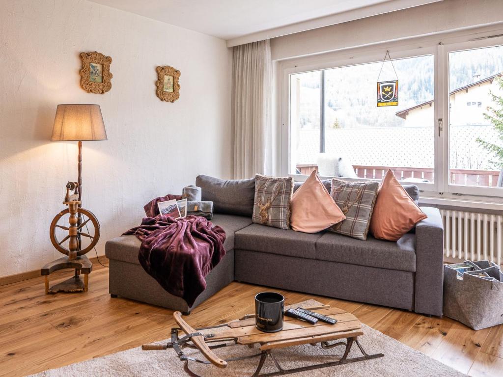 Apartment Chesa Clüs 2 by Interhome, Zuoz (updated prices 2024)