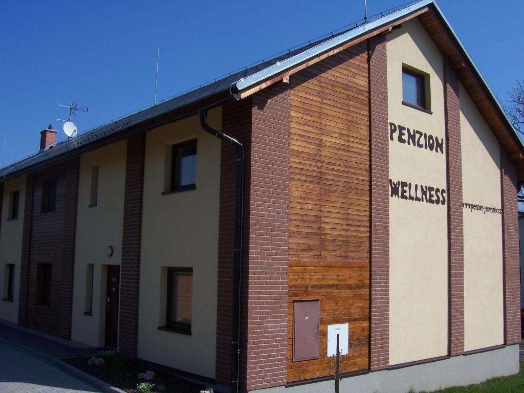 Budynek, w którym mieści się pensjonat