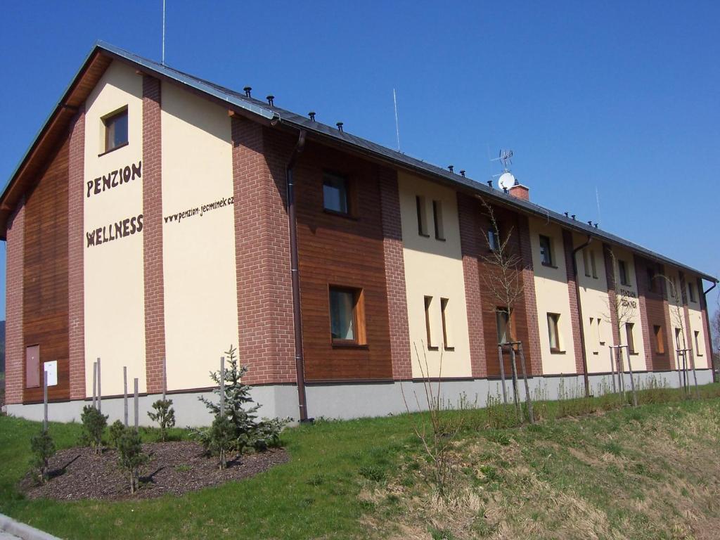 Budynek, w którym mieści się pensjonat