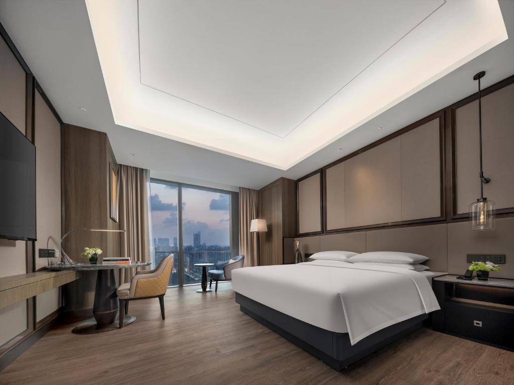 Crowne Plaza Hangzhou Linping, an IHG Hotel - Camera Standard