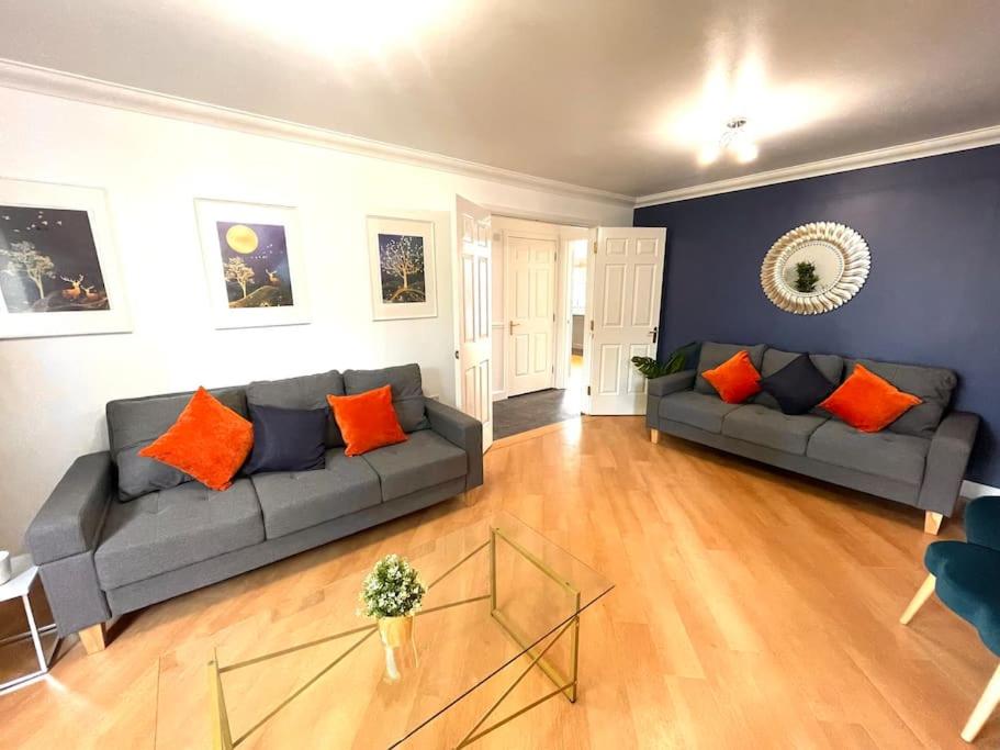 Fotografie z fotogalerie ubytování The Woodlands, shortstay, ideal for families, relocation, contractors, travel stay v destinaci Horley