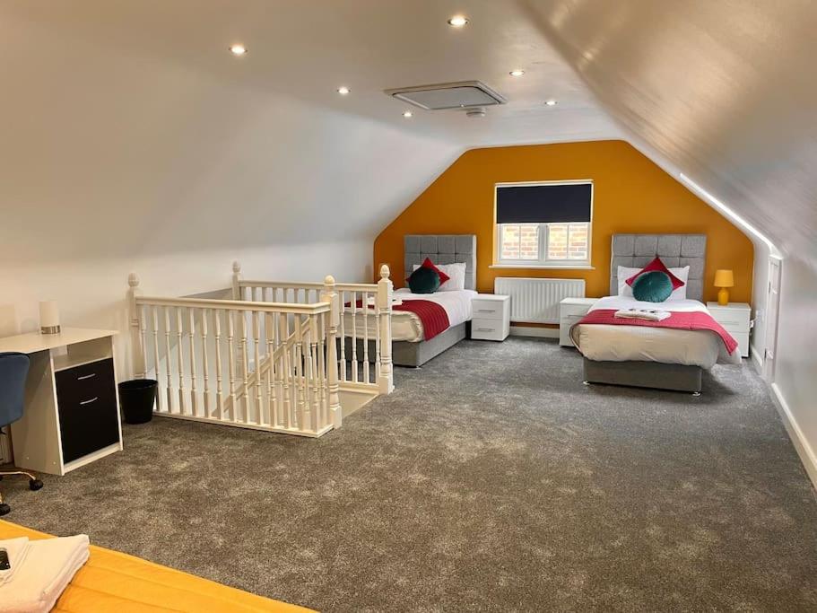 Fotografie z fotogalerie ubytování The Woodlands, shortstay, ideal for families, relocation, contractors, travel stay v destinaci Horley