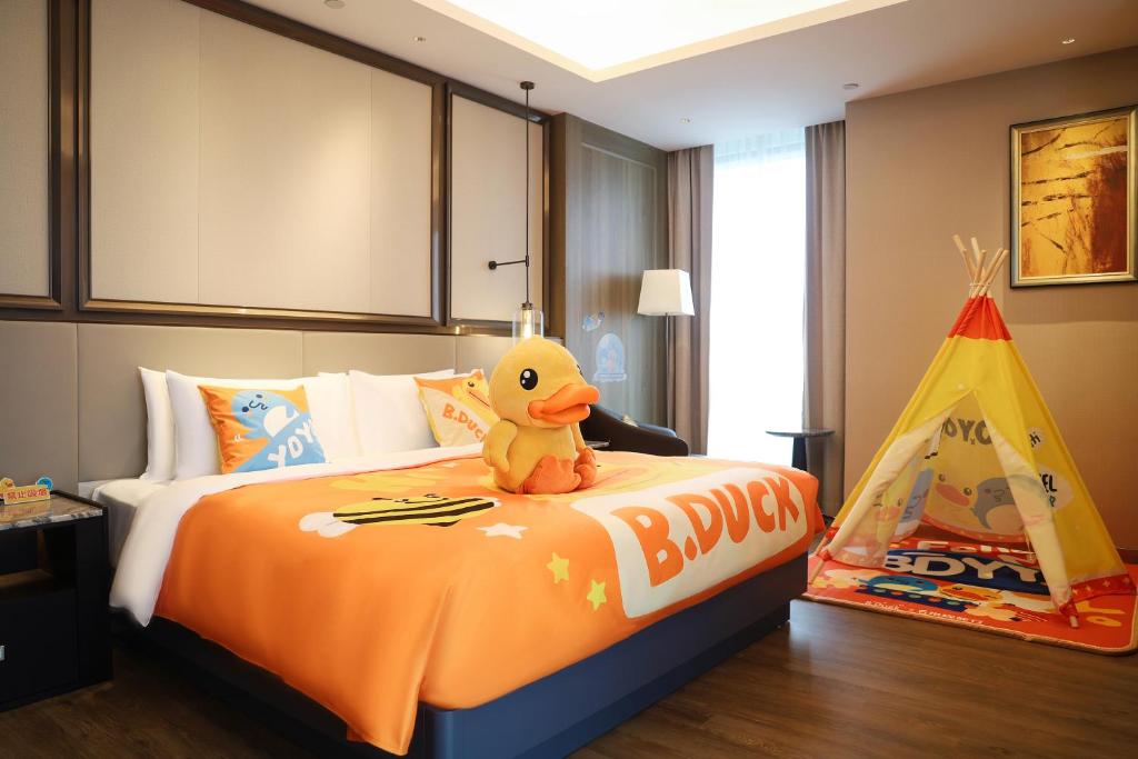 Crowne Plaza Hangzhou Linping, an IHG Hotel - 两居室套房与起居区 - 儿童主题