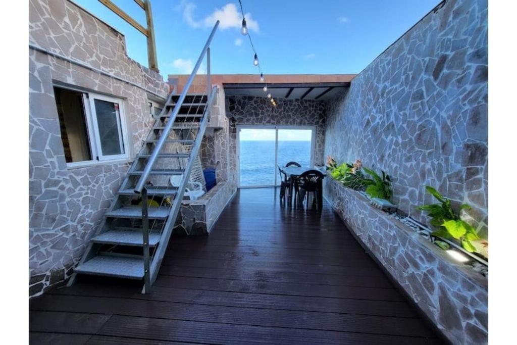 Balkón alebo terasa v ubytovaní Casa encima del Mar, parquing, 4 patios, idilico