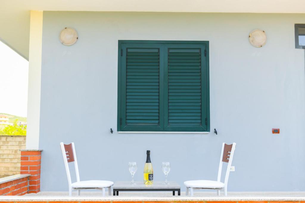 Aldesa Apartments - Imazhi 8